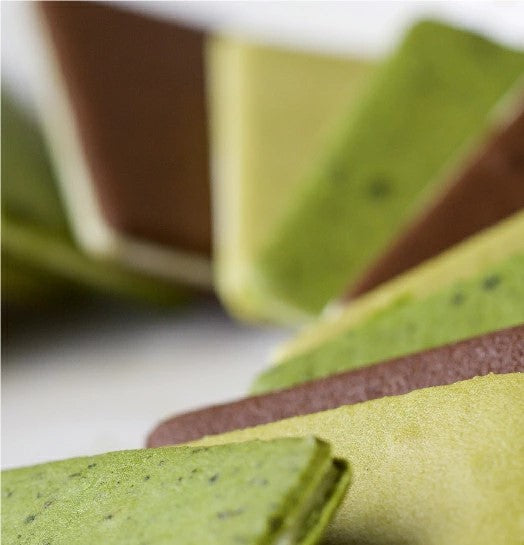 Tsujirihei Honten Okoikuchi Langue de Chat CHAHIN Assortment 18