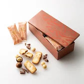 Bateau de Macadamia (Summer)